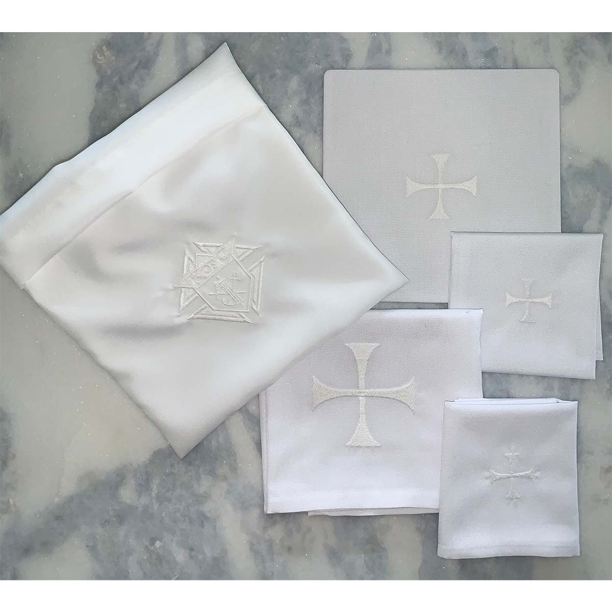 Communion Linen Sets